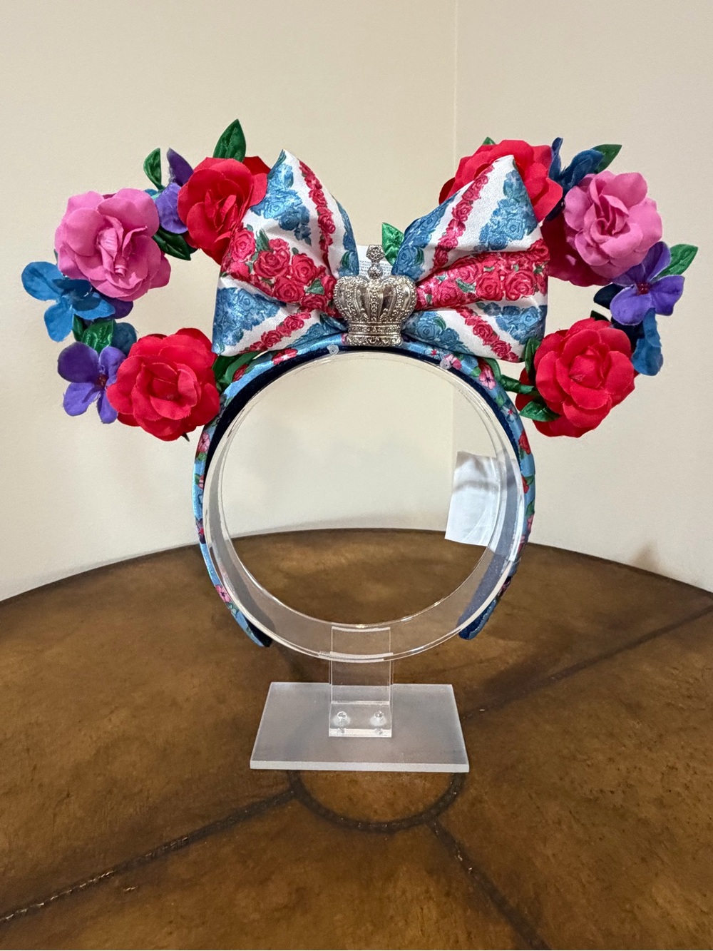 NEW DISNEY FLORAL CROWN QUEEN OF THE KINGDOM EPCOT UK MINNIE EARS HEADBAND